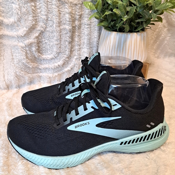 Brooks Shoes - Brooks Launch GTS 8 Black Blue Running Shoes Sneaker Women’s Size 8.5